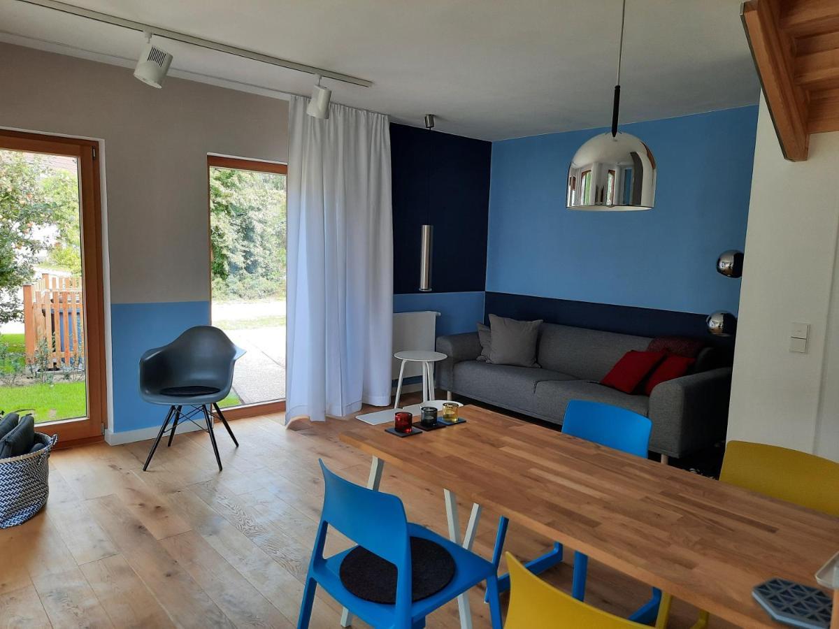Ferienwohnung Rote Kate 보른 외부 사진