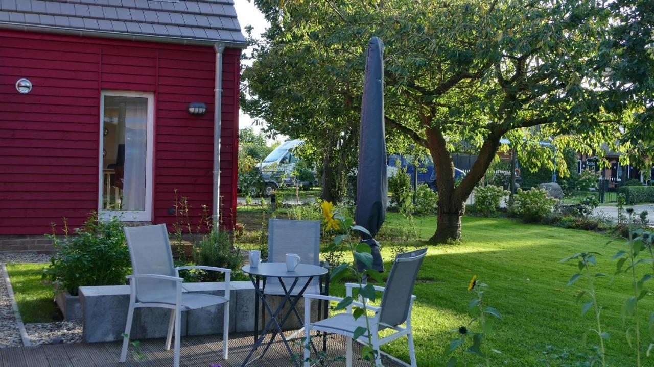 Ferienwohnung Rote Kate 보른 외부 사진
