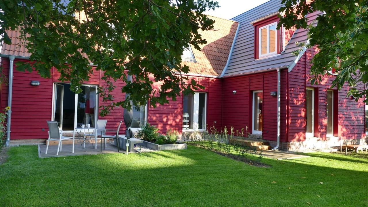 Ferienwohnung Rote Kate 보른 외부 사진